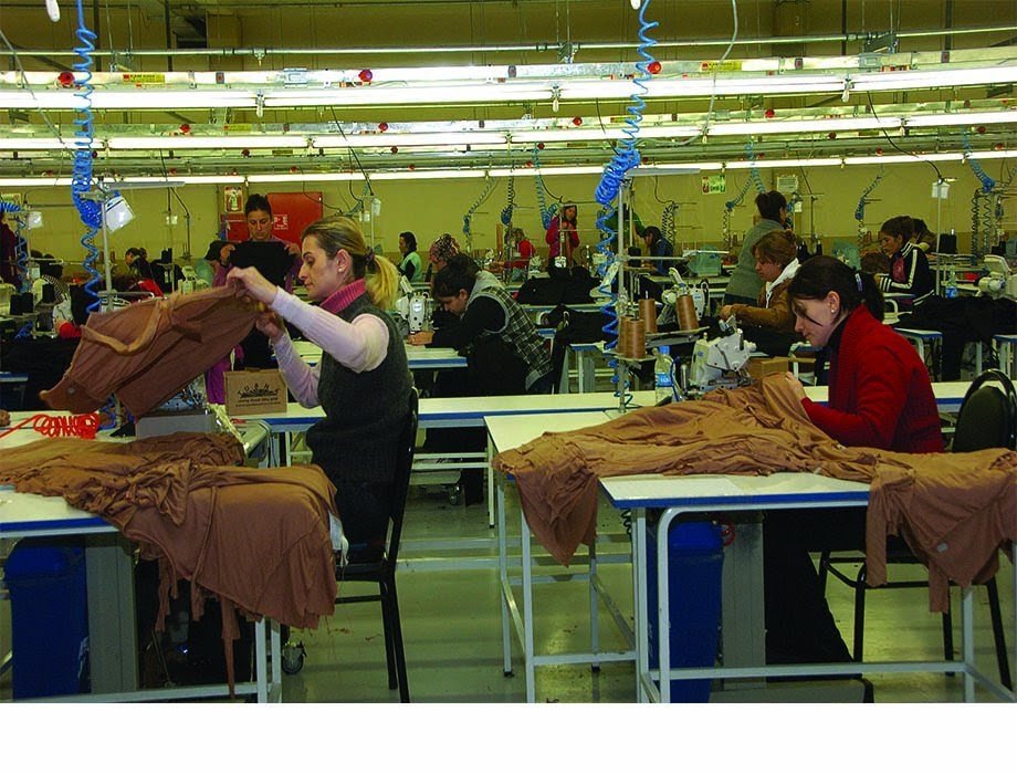 Asgari Ücret 1300 TL’nin Altına Düşmeyecek Ama..